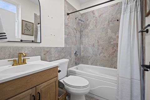 Tiny photo for 2305 N AUSTIN Avenue #3, Chicago, IL 60639 (MLS # 12566924)