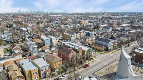 Tiny photo for 2305 N AUSTIN Avenue #3, Chicago, IL 60639 (MLS # 12566924)