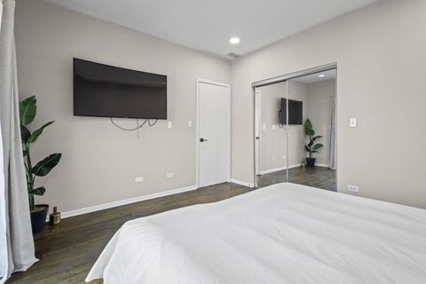 Tiny photo for 2305 N AUSTIN Avenue #3, Chicago, IL 60639 (MLS # 12566924)