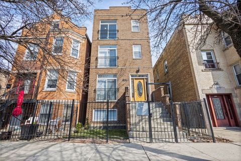Tiny photo for 2305 N AUSTIN Avenue #3, Chicago, IL 60639 (MLS # 12566924)