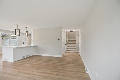 Tiny photo for 528 E 191st Place, Glenwood, IL 60425 (MLS # 12566085)