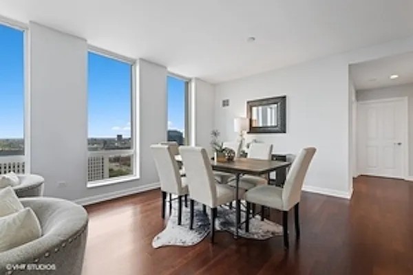 1250 S MICHIGAN Avenue 2506