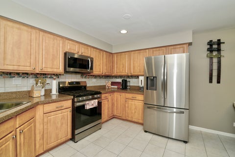 Tiny photo for 868 Sparta Court #868, Vernon Hills, IL 60061 (MLS # 12798320)