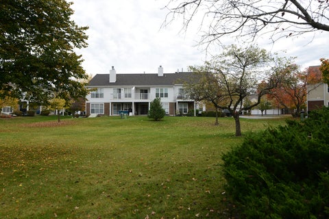 Tiny photo for 868 Sparta Court #868, Vernon Hills, IL 60061 (MLS # 12798320)