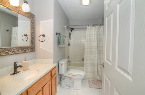 Tiny photo for 868 Sparta Court #868, Vernon Hills, IL 60061 (MLS # 12798320)