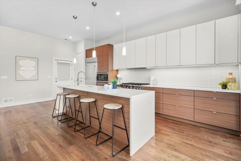 Tiny photo for 1020 N Marshfield Avenue #3, Chicago, IL 60622 (MLS # 12534821)