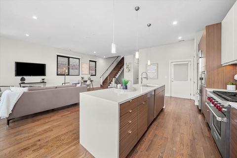 Tiny photo for 1020 N Marshfield Avenue #3, Chicago, IL 60622 (MLS # 12534821)