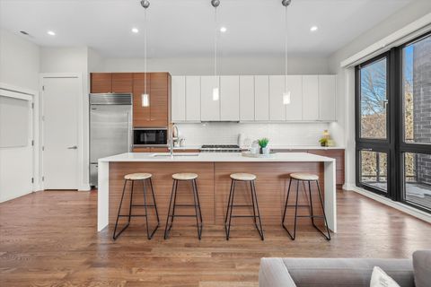 Tiny photo for 1020 N Marshfield Avenue #3, Chicago, IL 60622 (MLS # 12534821)