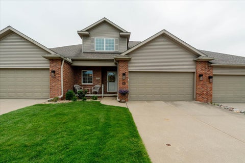 Photo of 25 Arbor Court #25, Bloomington, IL 61704 (MLS # 12689418)