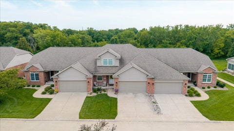 Tiny photo for 25 Arbor Court #25, Bloomington, IL 61704 (MLS # 12689418)