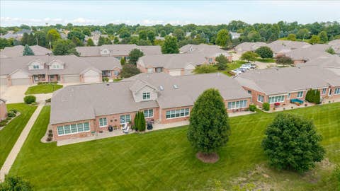 Tiny photo for 25 Arbor Court #25, Bloomington, IL 61704 (MLS # 12689418)