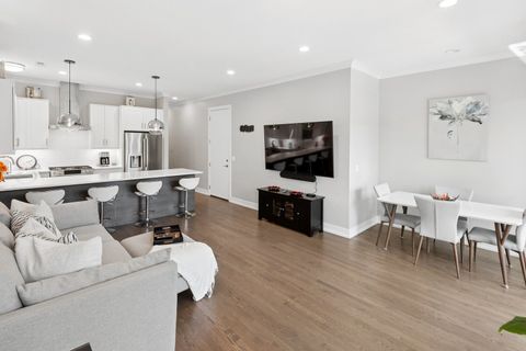 Tiny photo for 1466 W Winona Street #2, Chicago, IL 60640 (MLS # 12632572)