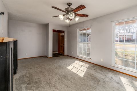 Tiny photo for 8 Buena Vista Drive, Murphysboro, IL 62966 (MLS # 12568611)