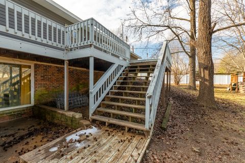 Tiny photo for 8 Buena Vista Drive, Murphysboro, IL 62966 (MLS # 12568611)