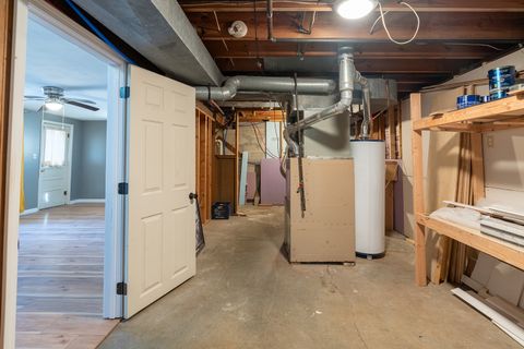 Tiny photo for 8 Buena Vista Drive, Murphysboro, IL 62966 (MLS # 12568611)