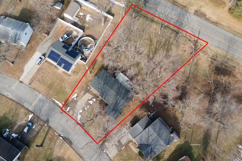 Tiny photo for 8 Buena Vista Drive, Murphysboro, IL 62966 (MLS # 12568611)