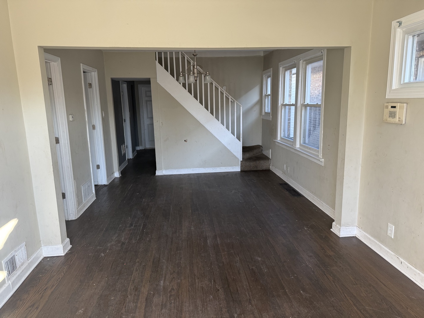 8917 S Elizabeth Street