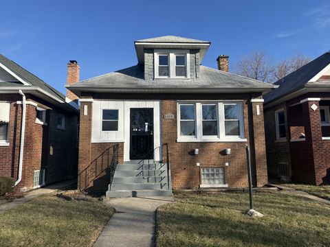 Photo of 8917 S Elizabeth Street, Chicago, IL 60620 (MLS # 12548441)