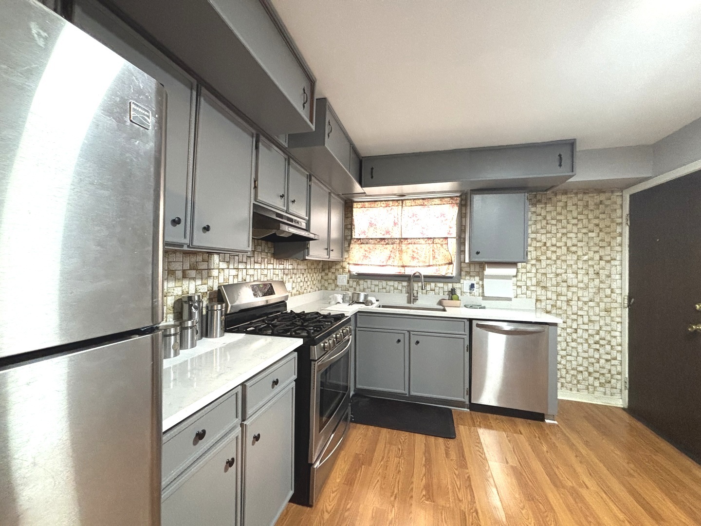 495 McHENRY Road 1B