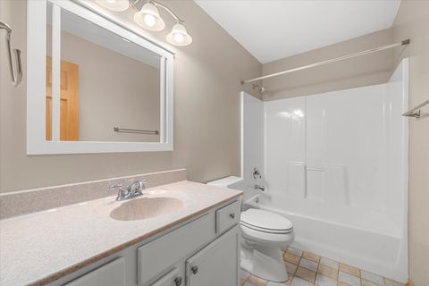 Tiny photo for 352 Normandie Drive, Sugar Grove, IL 60554 (MLS # 12594431)