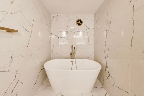 Tiny photo for 940 W Glenlake Avenue #19C, Chicago, IL 60660 (MLS # 12574788)