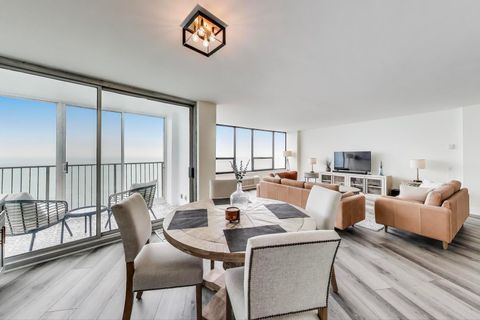 Tiny photo for 940 W Glenlake Avenue #19C, Chicago, IL 60660 (MLS # 12574788)