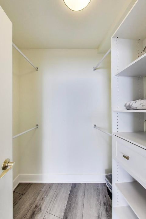 Tiny photo for 940 W Glenlake Avenue #19C, Chicago, IL 60660 (MLS # 12574788)