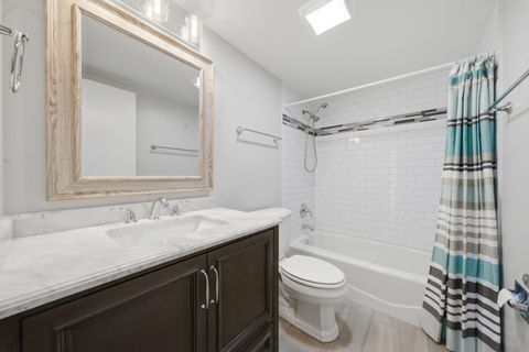 Tiny photo for 555 GRACELAND Avenue #503, Des Plaines, IL 60016 (MLS # 12591190)