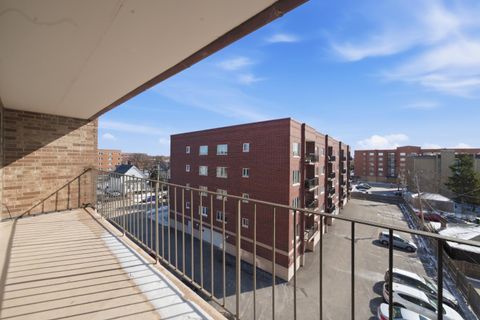 Tiny photo for 555 GRACELAND Avenue #503, Des Plaines, IL 60016 (MLS # 12591190)