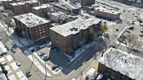 Tiny photo for 555 GRACELAND Avenue #503, Des Plaines, IL 60016 (MLS # 12591190)