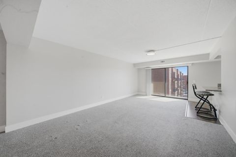 Tiny photo for 555 GRACELAND Avenue #503, Des Plaines, IL 60016 (MLS # 12591190)