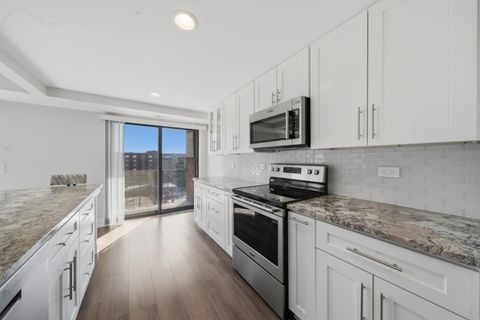 Tiny photo for 555 GRACELAND Avenue #503, Des Plaines, IL 60016 (MLS # 12591190)