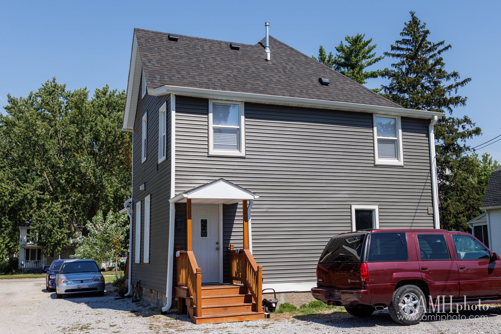 327 E Indiana Street