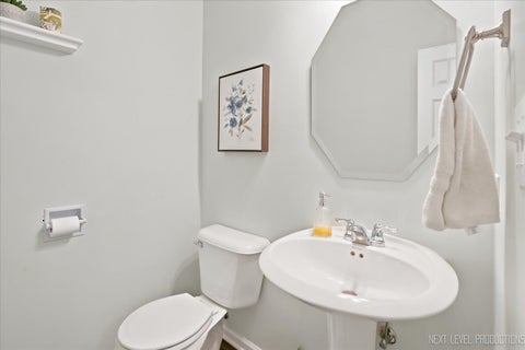 Tiny photo for 3764 St James Court, Elgin, IL 60124 (MLS # 12692029)