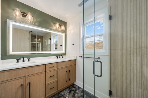 Tiny photo for 515 Highland Avenue, Oak Park, IL 60304 (MLS # 12596455)