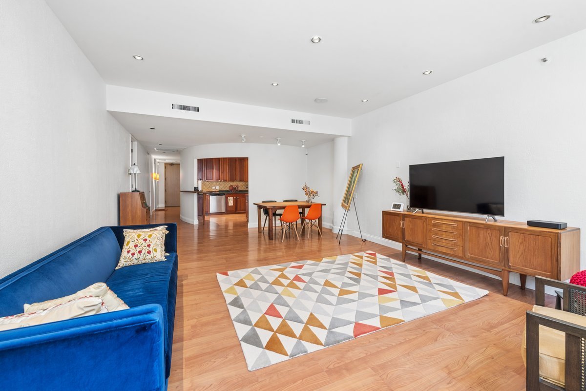 680 N Lake Shore Drive 1415