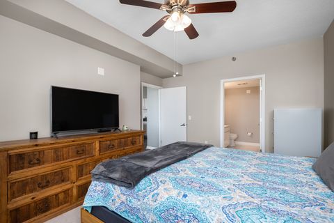 Tiny photo for 5 E 14th Place #806, Chicago, IL 60605 (MLS # 12490776)