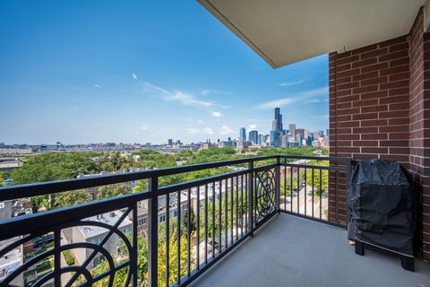 Tiny photo for 5 E 14th Place #806, Chicago, IL 60605 (MLS # 12490776)