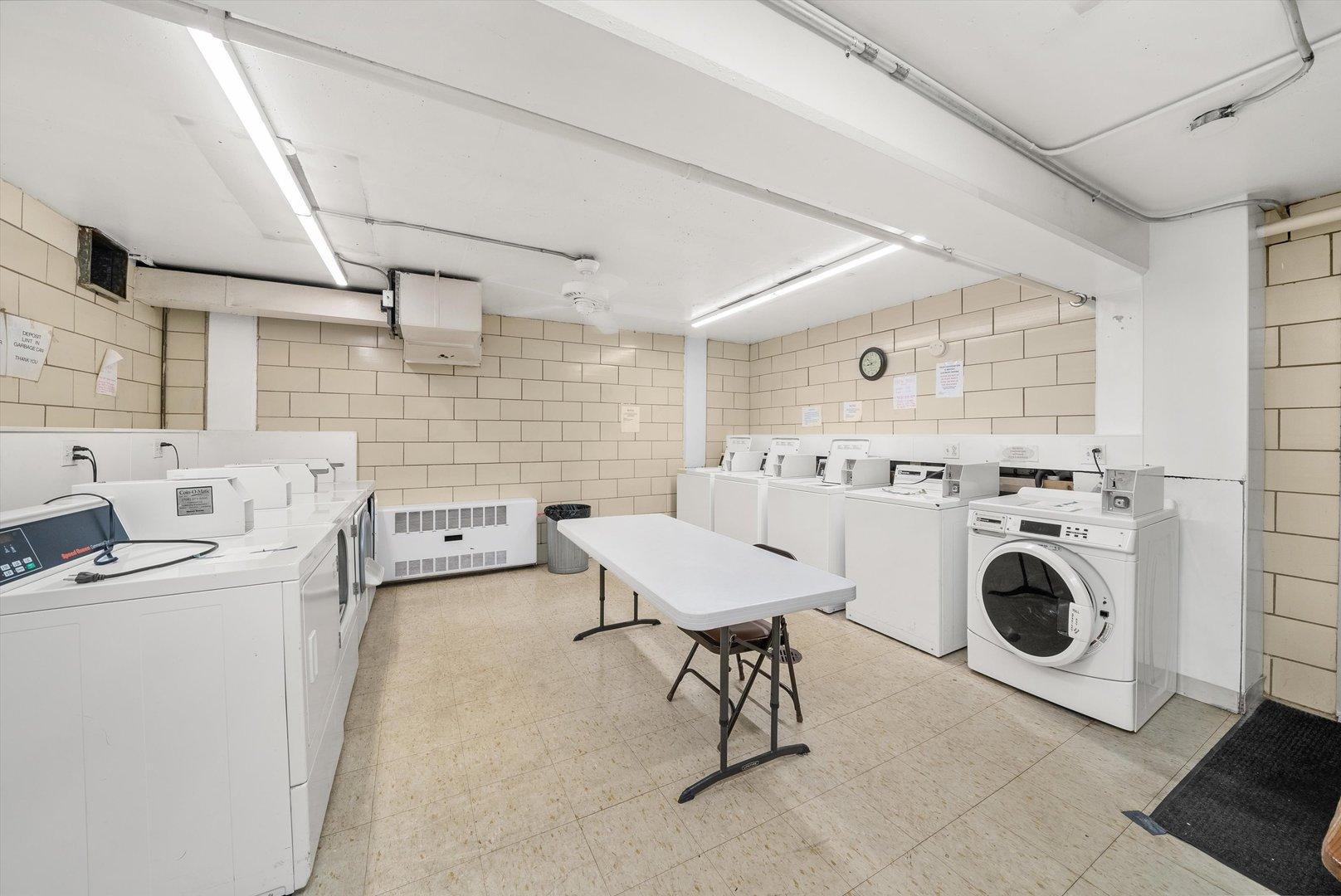 201 S Maple Avenue 210 - Photo 3
