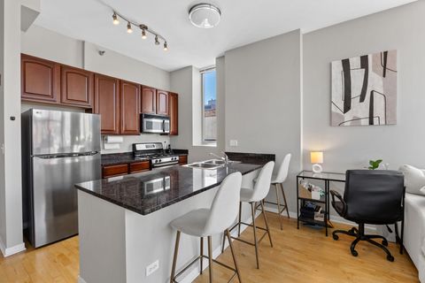 Tiny photo for 1600 S Indiana Avenue #702, Chicago, IL 60616 (MLS # 12582083)