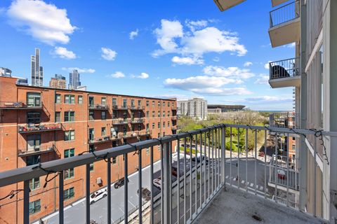 Tiny photo for 1600 S Indiana Avenue #702, Chicago, IL 60616 (MLS # 12582083)