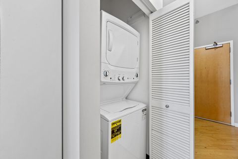 Tiny photo for 1600 S Indiana Avenue #702, Chicago, IL 60616 (MLS # 12582083)
