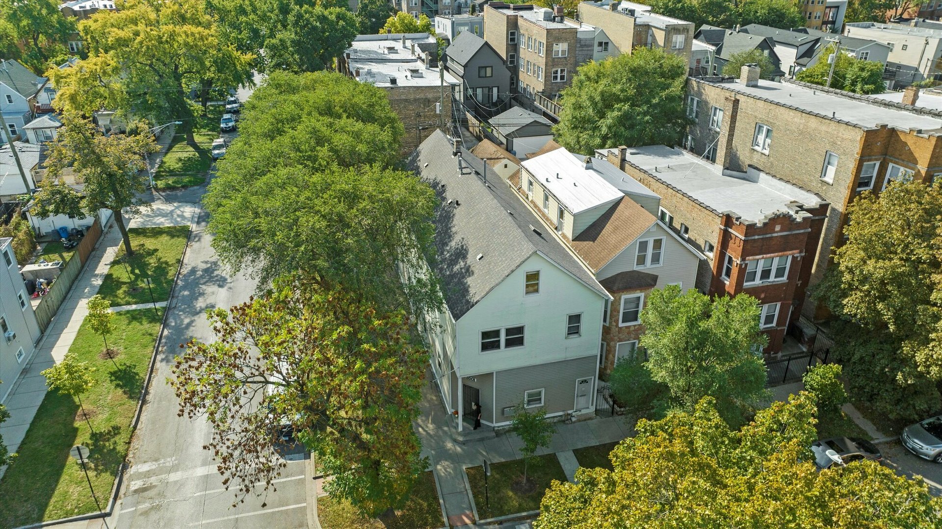 3501 W Palmer Street