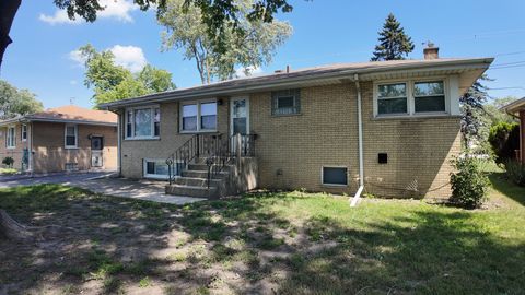 Tiny photo for 15444 State Street, South Holland, IL 60473 (MLS # 12512126)