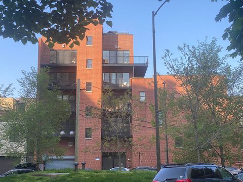 1926 N Lincoln Park West 4B Chicago IL 60614