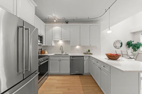 Tiny photo for 3534 N Reta Avenue #3, Chicago, IL 60657 (MLS # 12678589)