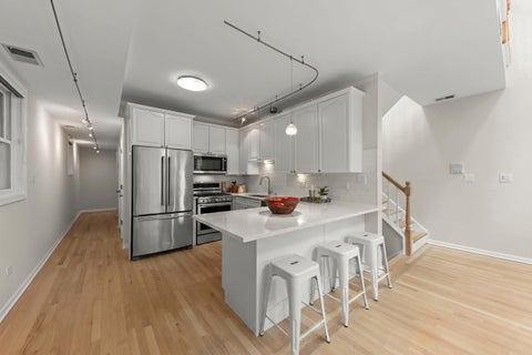 Tiny photo for 3534 N Reta Avenue #3, Chicago, IL 60657 (MLS # 12678589)