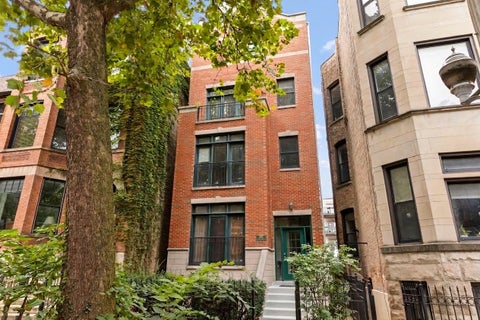 Photo of 3534 N Reta Avenue #3, Chicago, IL 60657 (MLS # 12678589)