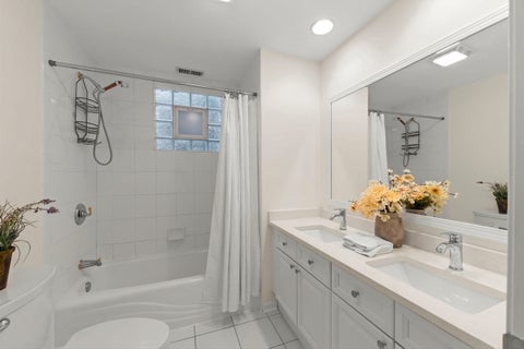 Tiny photo for 3534 N Reta Avenue #3, Chicago, IL 60657 (MLS # 12678589)