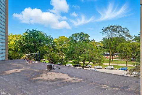 Tiny photo for 2800 N Lake Shore Drive #305, Chicago, IL 60657 (MLS # 12469563)
